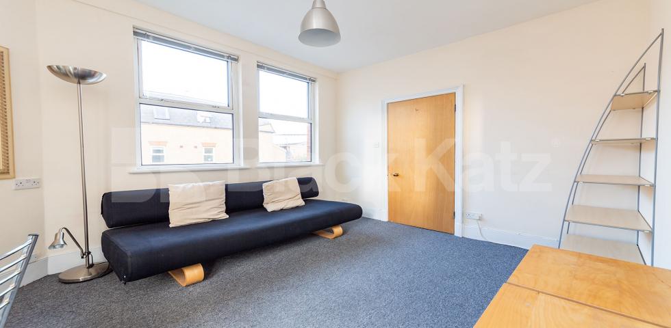 			1 Bedroom, 1 bath, 1 reception Flat			 Fulham High Street, FULHAM 